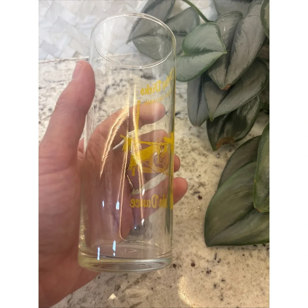 Dirty Dicks DRINK GLASS NASSAU BAHAMAS Vintage Bachelor bachelorette Caribbean